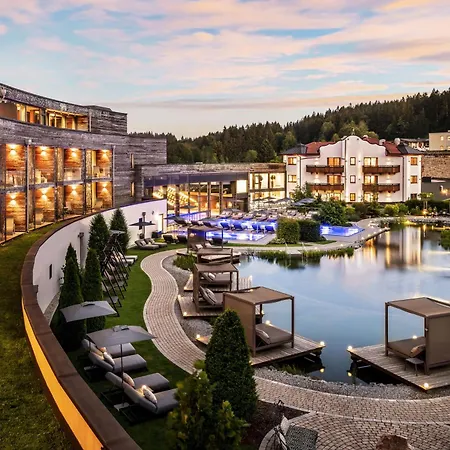 Wellness & Naturresort Reischlhof فندق