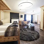 מלון Wellness & Naturresort Reischlhof