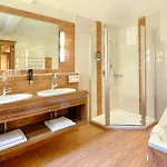 מלון Wellness & Naturresort Reischlhof
