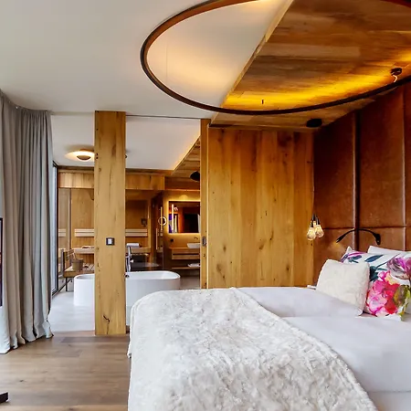 Wellness & Naturresort Reischlhof ヴェークシャイト