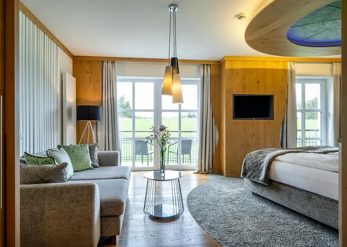 מלון Wellness & Naturresort Reischlhof